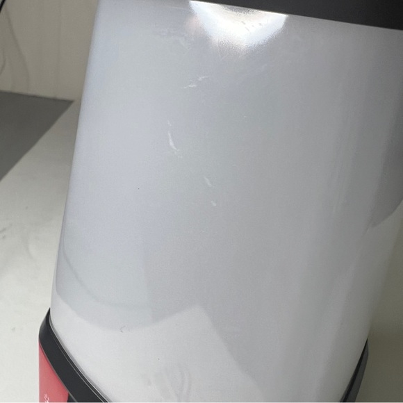 Energizer Weather Ready 500 Lumens Red Emergency Lantern Camping Light - Picture 9 of 9